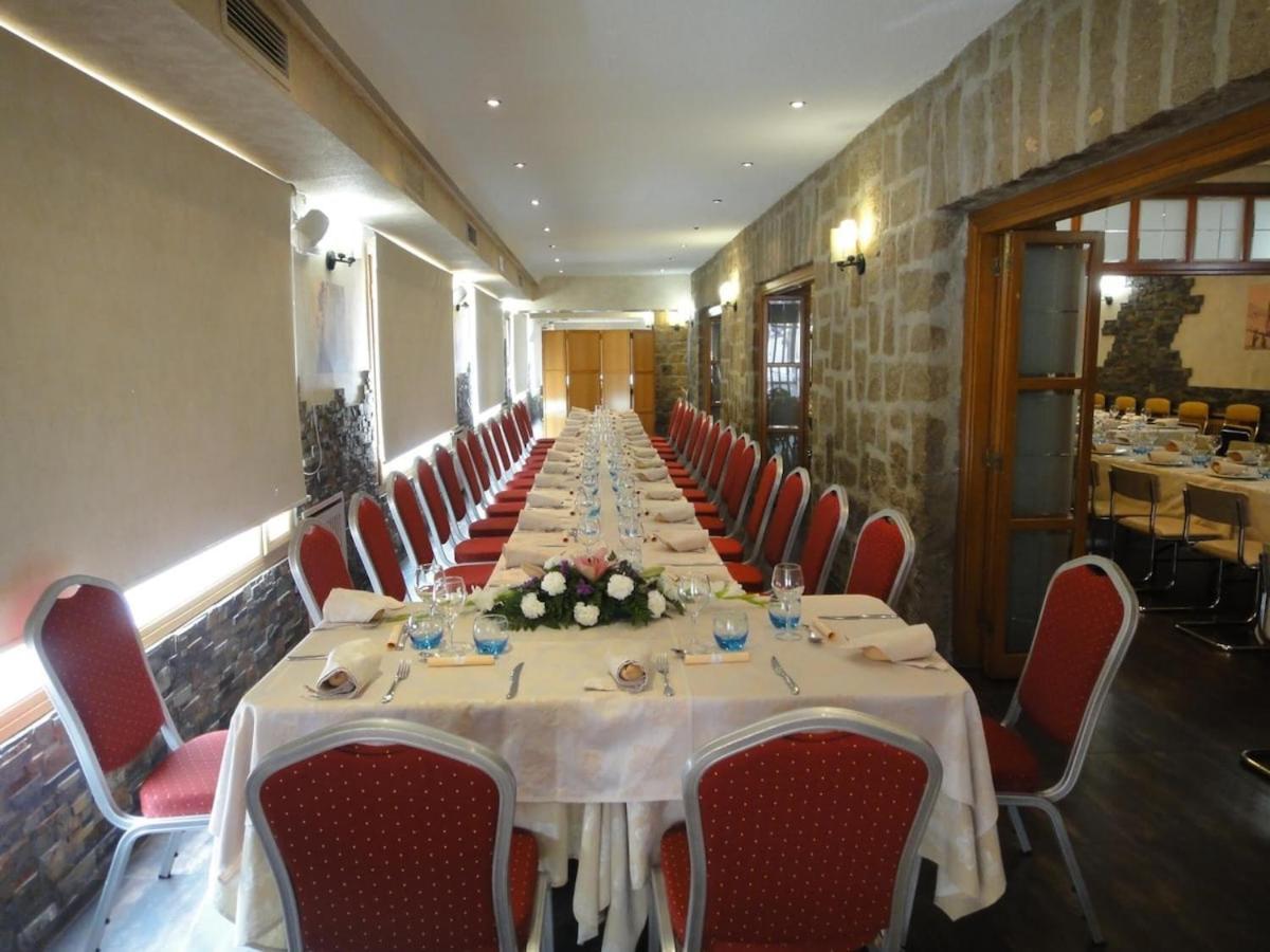 Hostal Real Пласенсія Екстер'єр фото