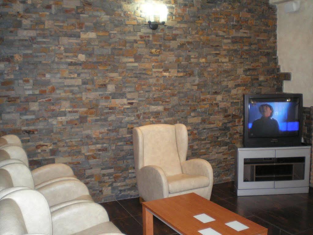 Hostal Real Пласенсія Екстер'єр фото